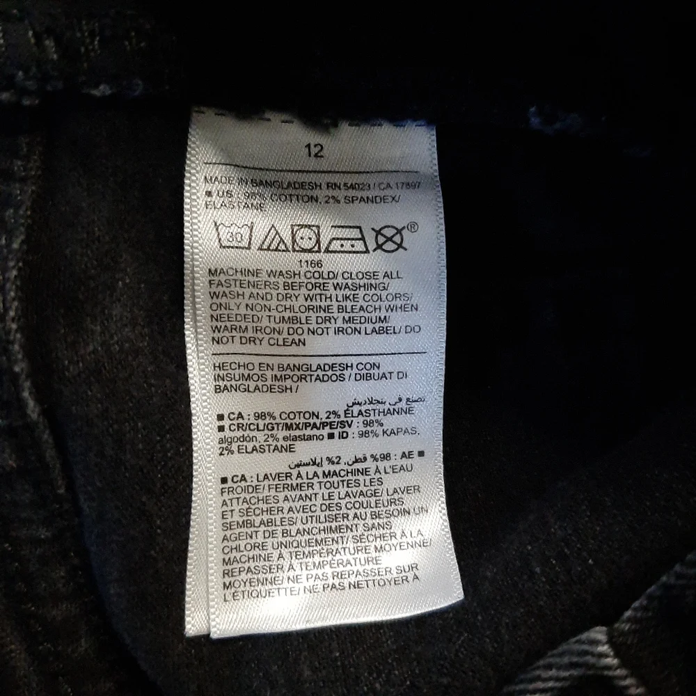 Old Navy Straight-Leg Built-In Flex Black Jeans